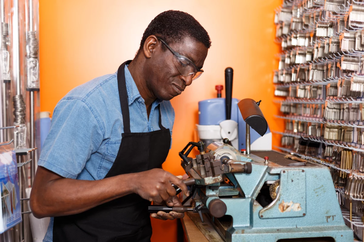Chaveiro em Campinas com atendimento 24h em toda a cidade whatsapp